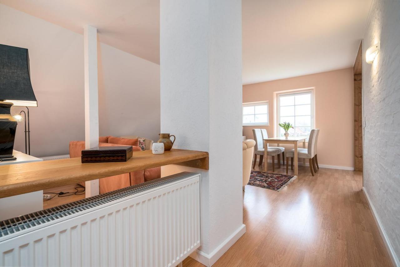 Ferienwohnung 1 Im Landhaus Am Wildpark Boek Buitenkant foto